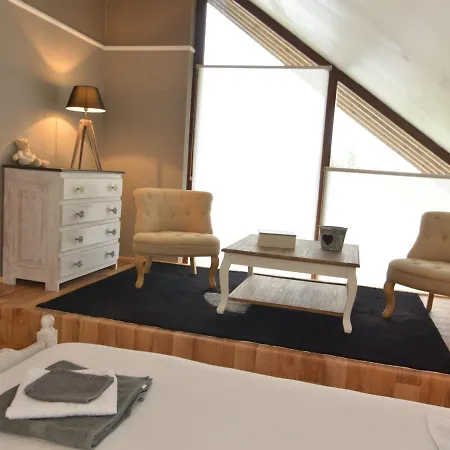 Alpehytte Chalet With Views & Fireplace