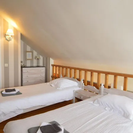 Chalet With Views & Fireplace Malmedy