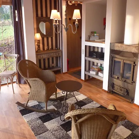 Chalet With Views & Fireplace